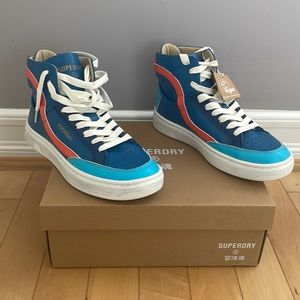 NWT Vegan Leather Superdry Hightops 💙🧡